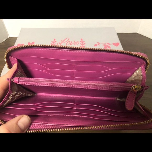 Cole Haan pink Patton Full zip wallet - Picture 13 of 15
